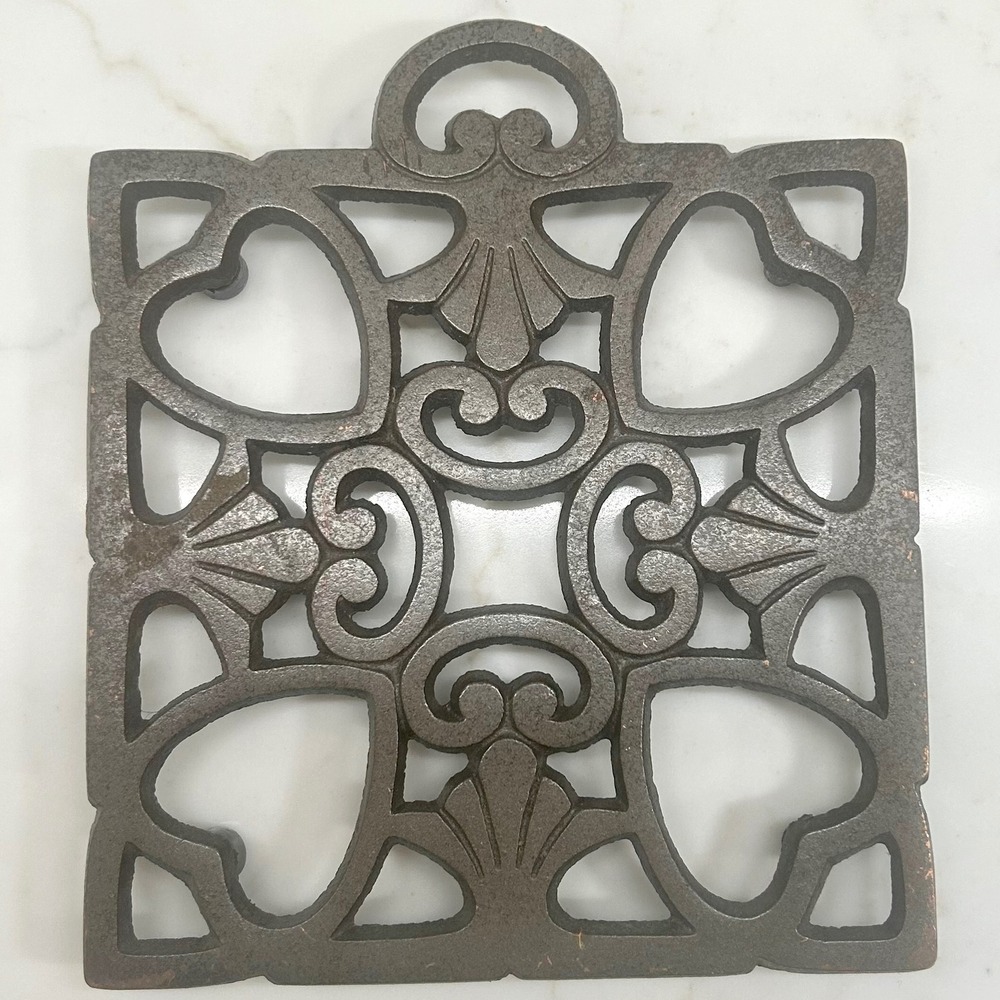 Pampered Chef Round Up From the Heart Bronze Square Cast Iron Trivet #2939